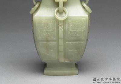 图片[2]-Jade square vase with dragon pattern, Qing dynasty, Qianlong reign (1736-1795)-China Archive